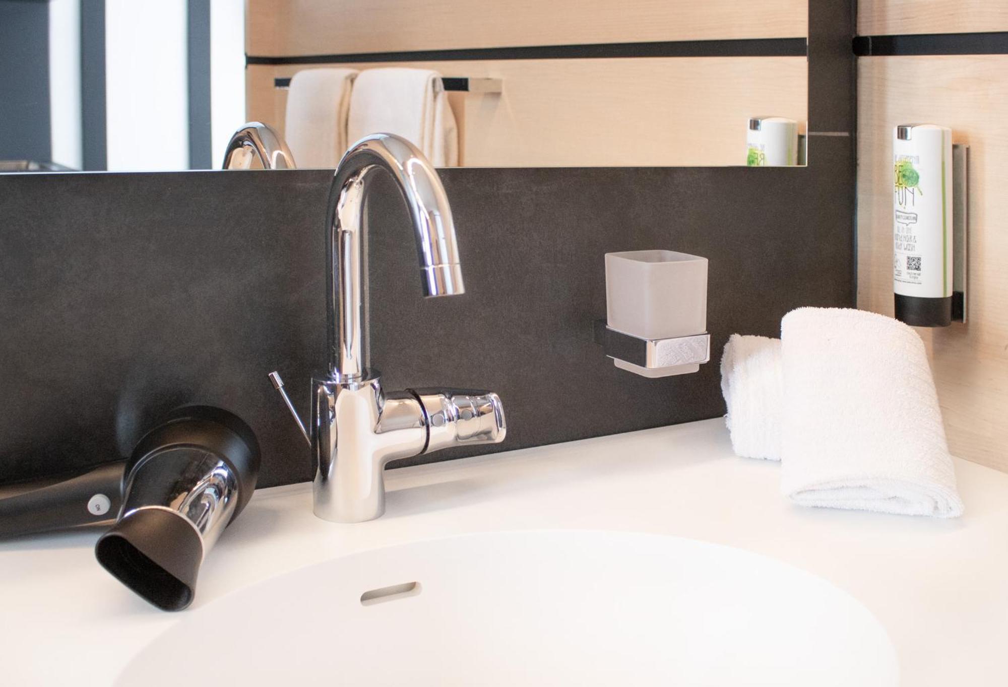 Myk Hotel By Wmm Hotels Mayen Luaran gambar